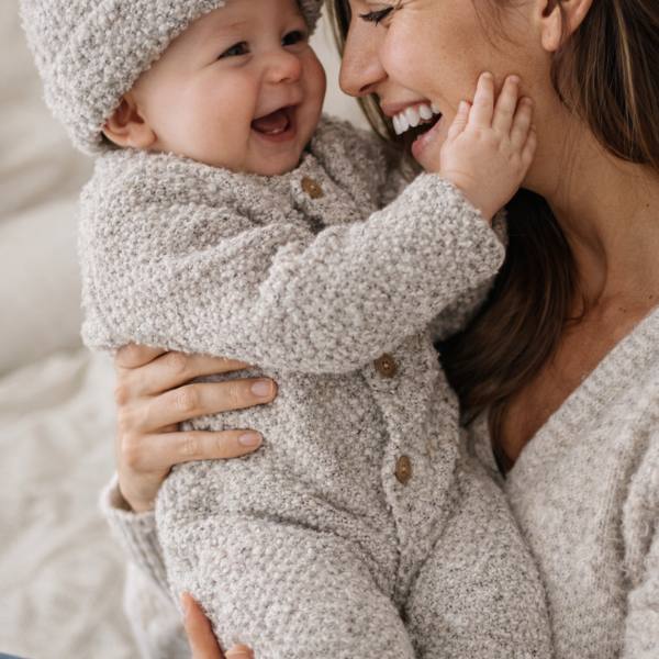 Pelele de punto con gorro y patucos bebé 13% Lana