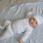 Conjunto Kyr + Gorro (3 Piezas) 100% Algodón