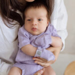 Manoplas bebé 100% algodón canalé calado