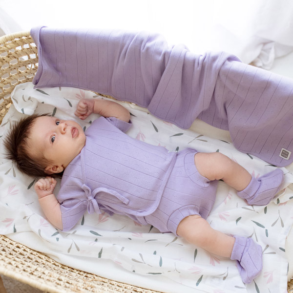 Patucos bebé 100% algodón canalé calado